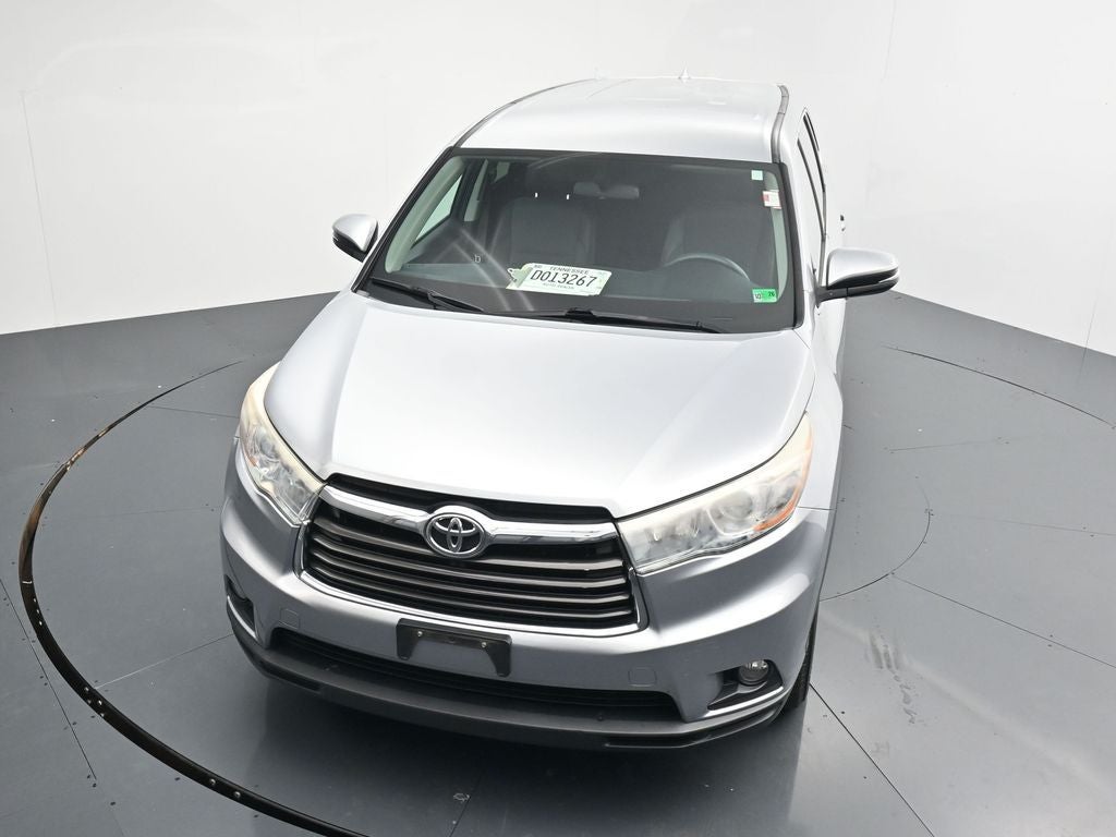 2016 Toyota Highlander LE Plus V6