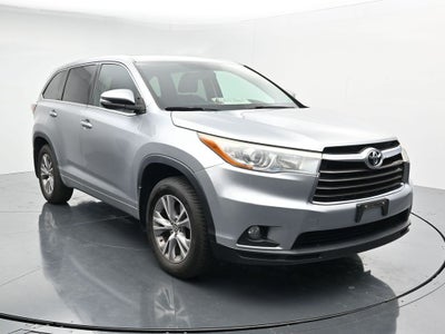 2016 Toyota Highlander LE Plus V6
