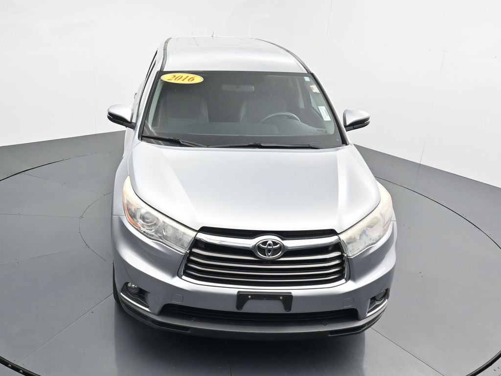 2016 Toyota Highlander LE Plus V6