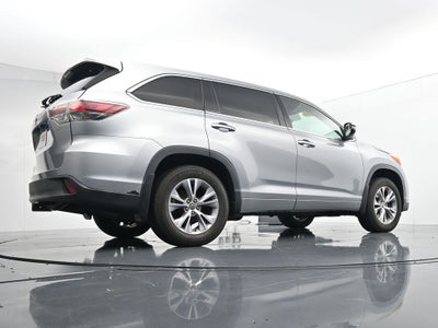 2016 Toyota Highlander LE Plus V6
