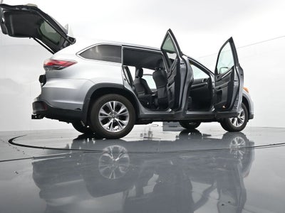 2016 Toyota Highlander LE Plus V6
