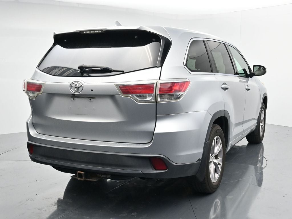 2016 Toyota Highlander LE Plus V6