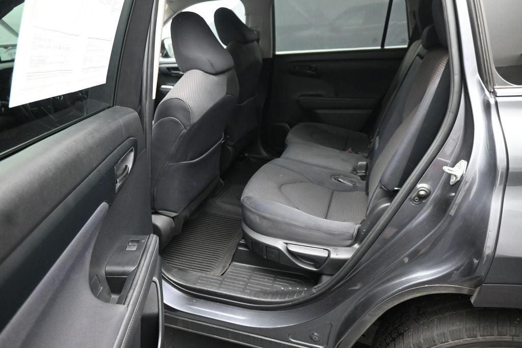 2020 Toyota Highlander LE