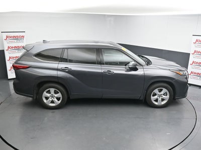 2020 Toyota Highlander LE