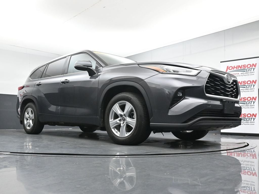 2020 Toyota Highlander LE