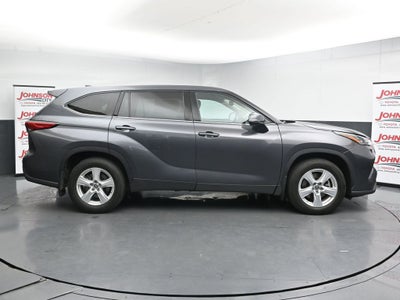 2020 Toyota Highlander LE