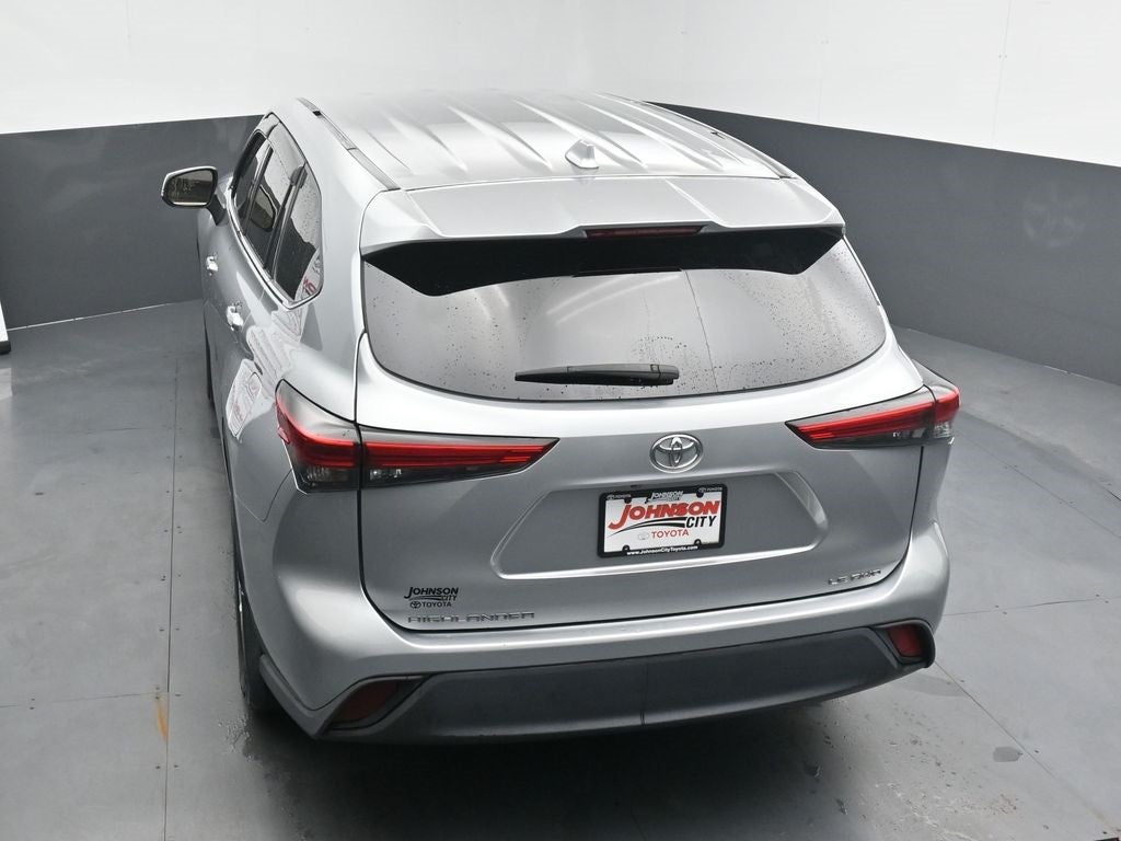 2021 Toyota Highlander LE