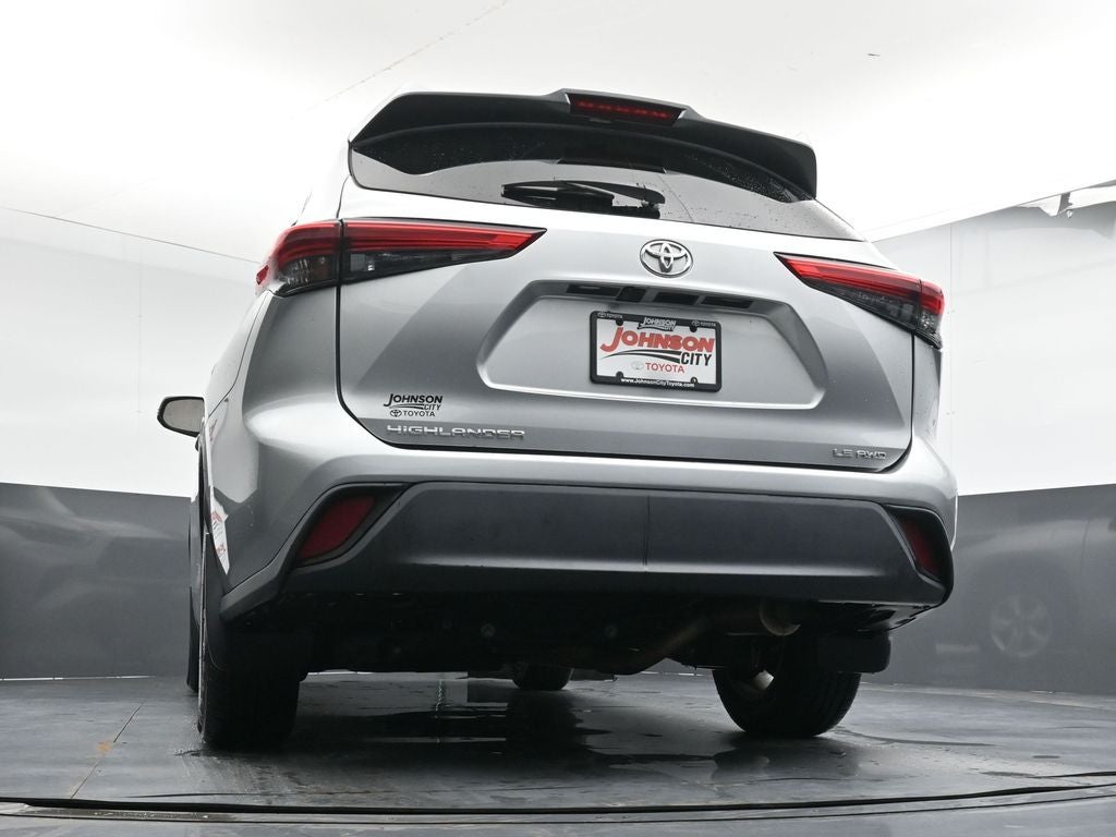 2021 Toyota Highlander LE