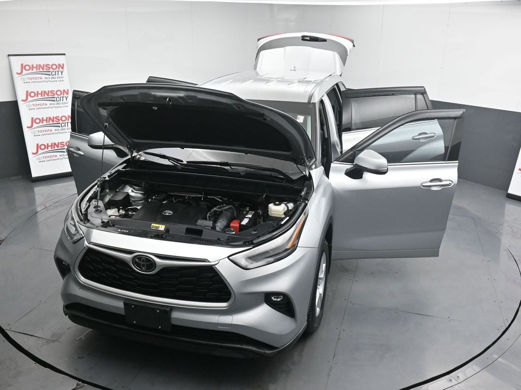 2021 Toyota Highlander LE