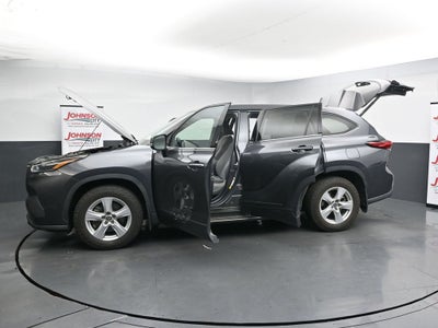 2021 Toyota Highlander LE