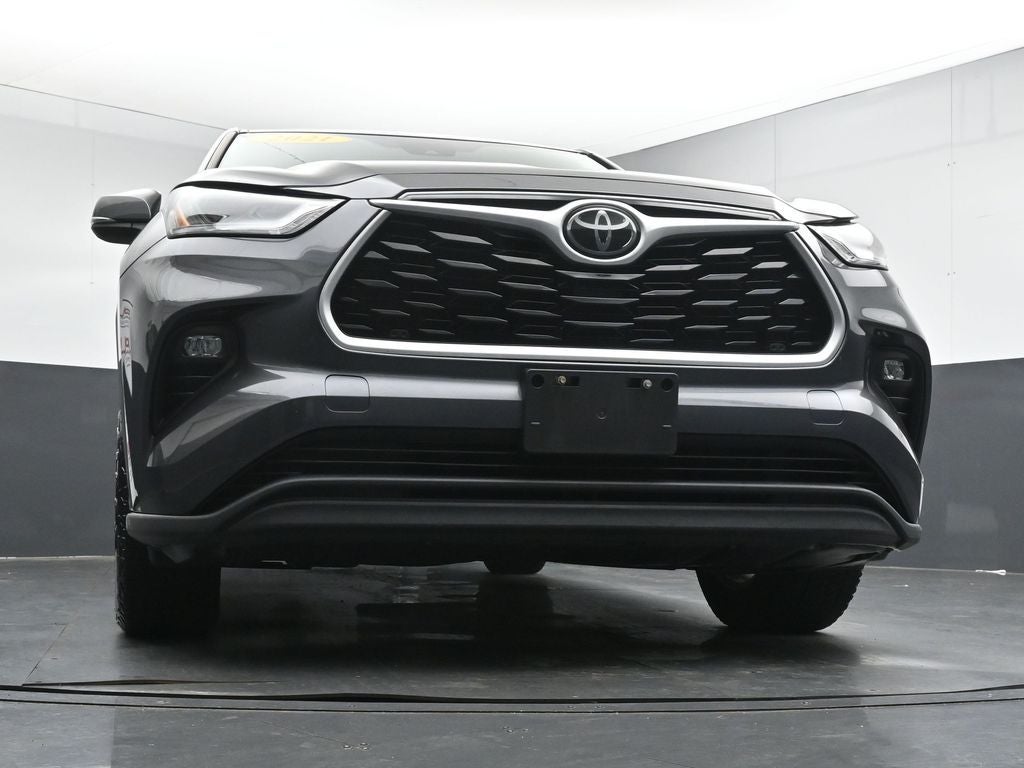 2021 Toyota Highlander LE