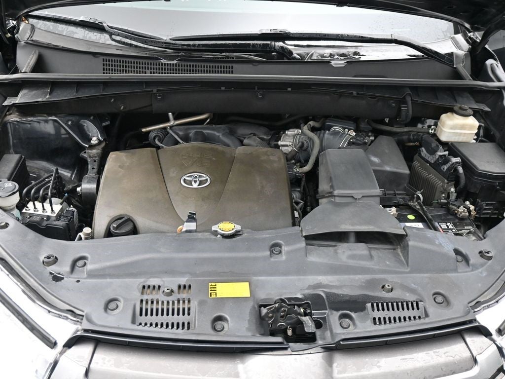 2017 Toyota Highlander LE Plus