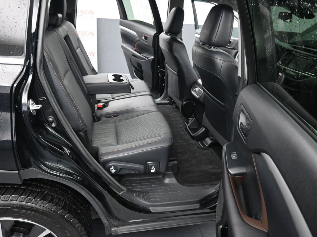 2017 Toyota Highlander LE Plus