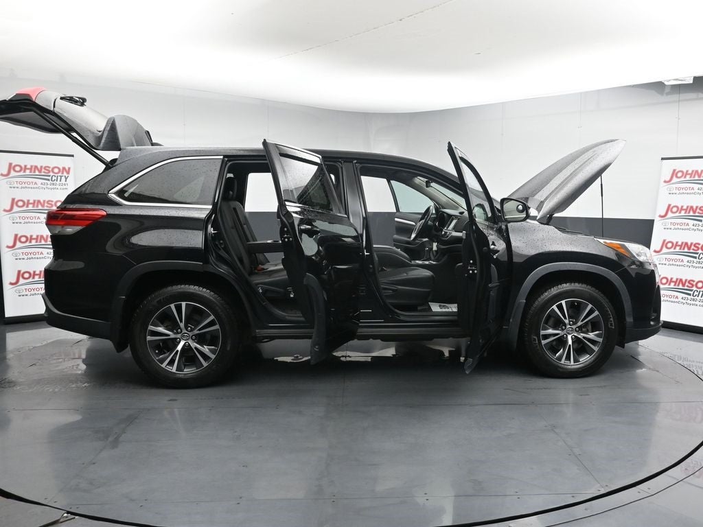 2017 Toyota Highlander LE Plus