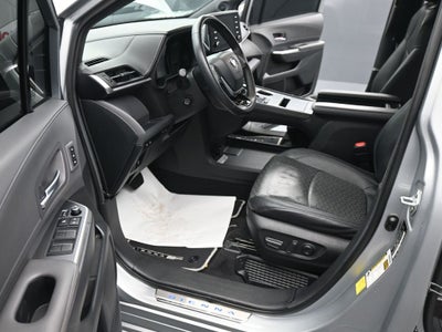 2023 Toyota Sienna XSE 7 Passenger