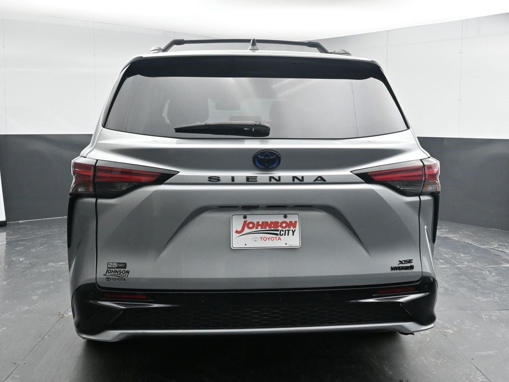 2023 Toyota Sienna XSE 7 Passenger