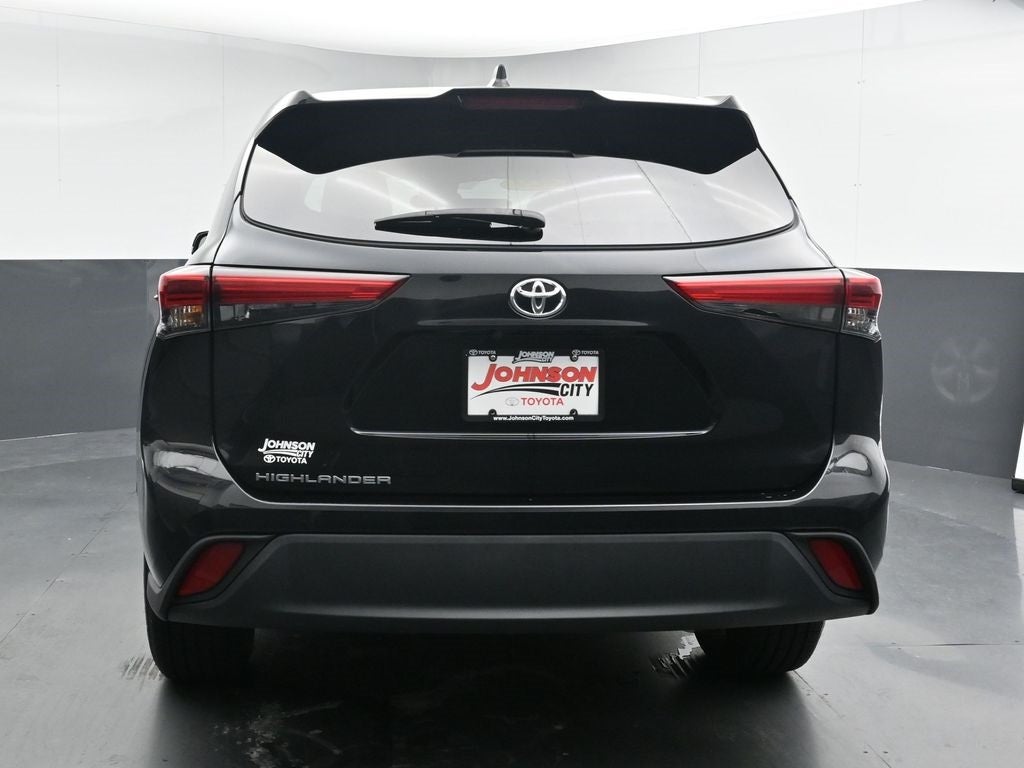 2021 Toyota Highlander L