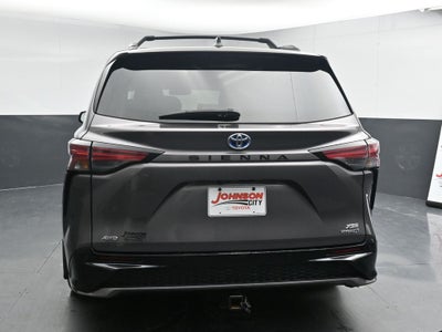 2021 Toyota Sienna XSE 7 Passenger