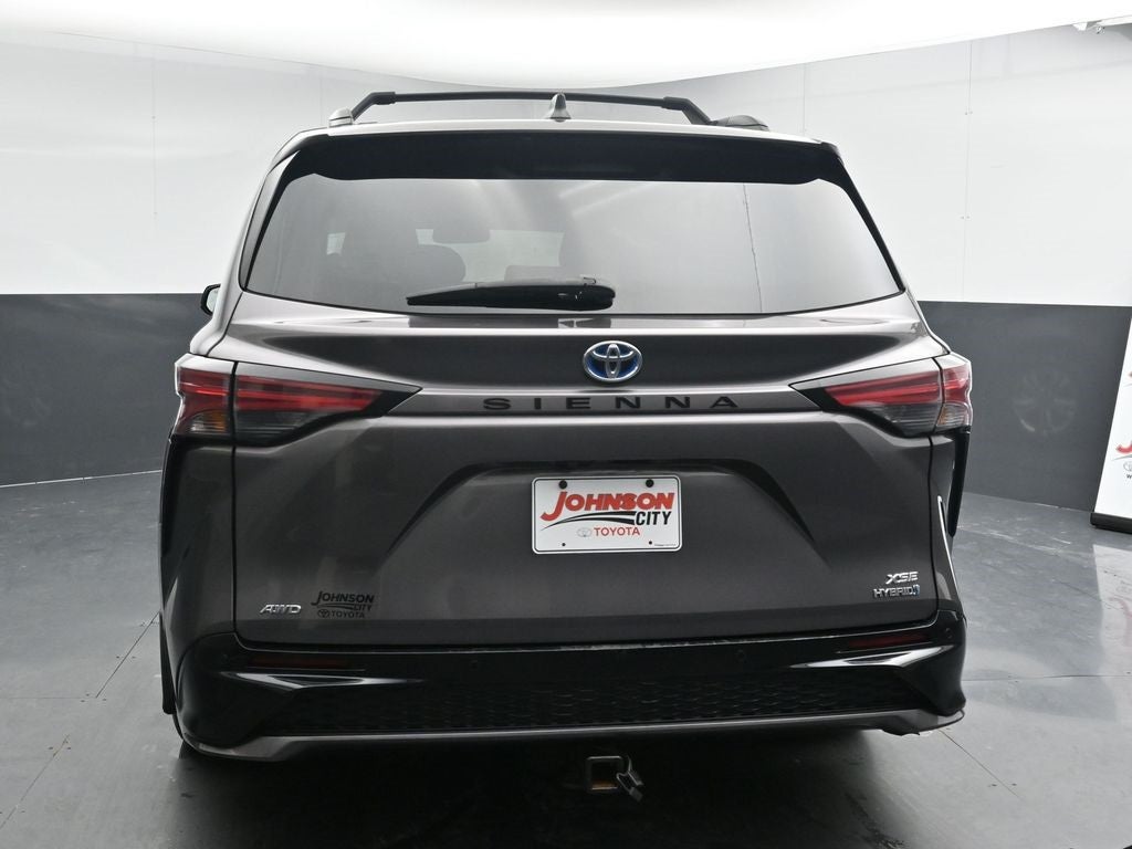 2021 Toyota Sienna XSE 7 Passenger