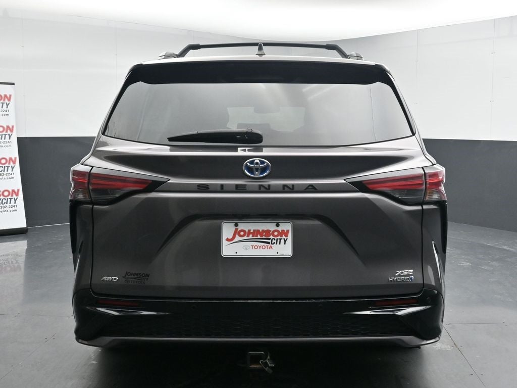 2021 Toyota Sienna XSE 7 Passenger