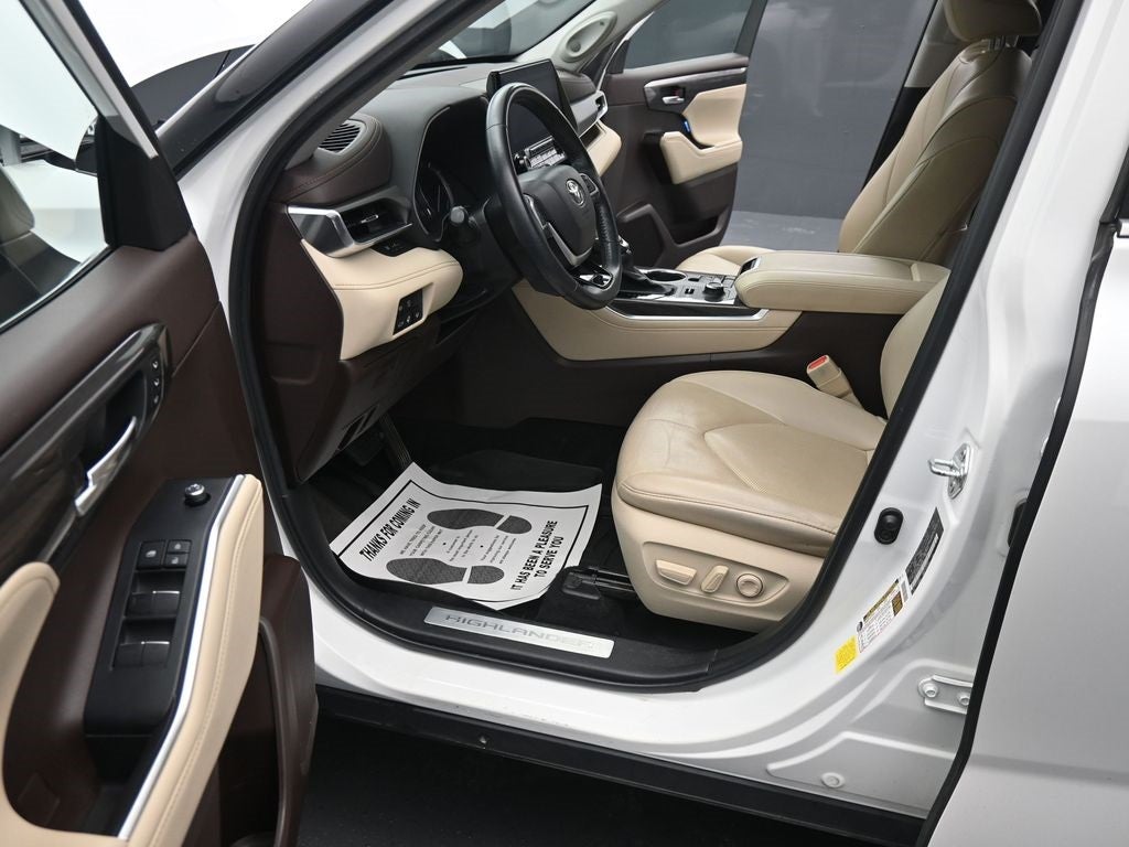 2022 Toyota Highlander Limited