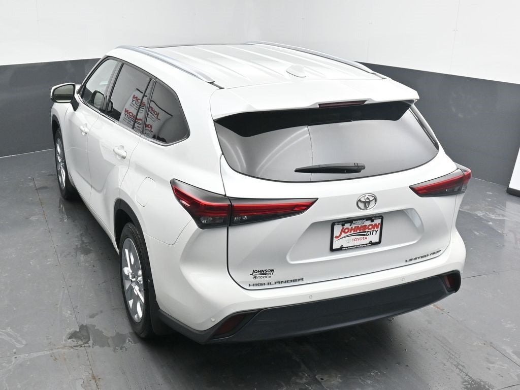 2022 Toyota Highlander Limited