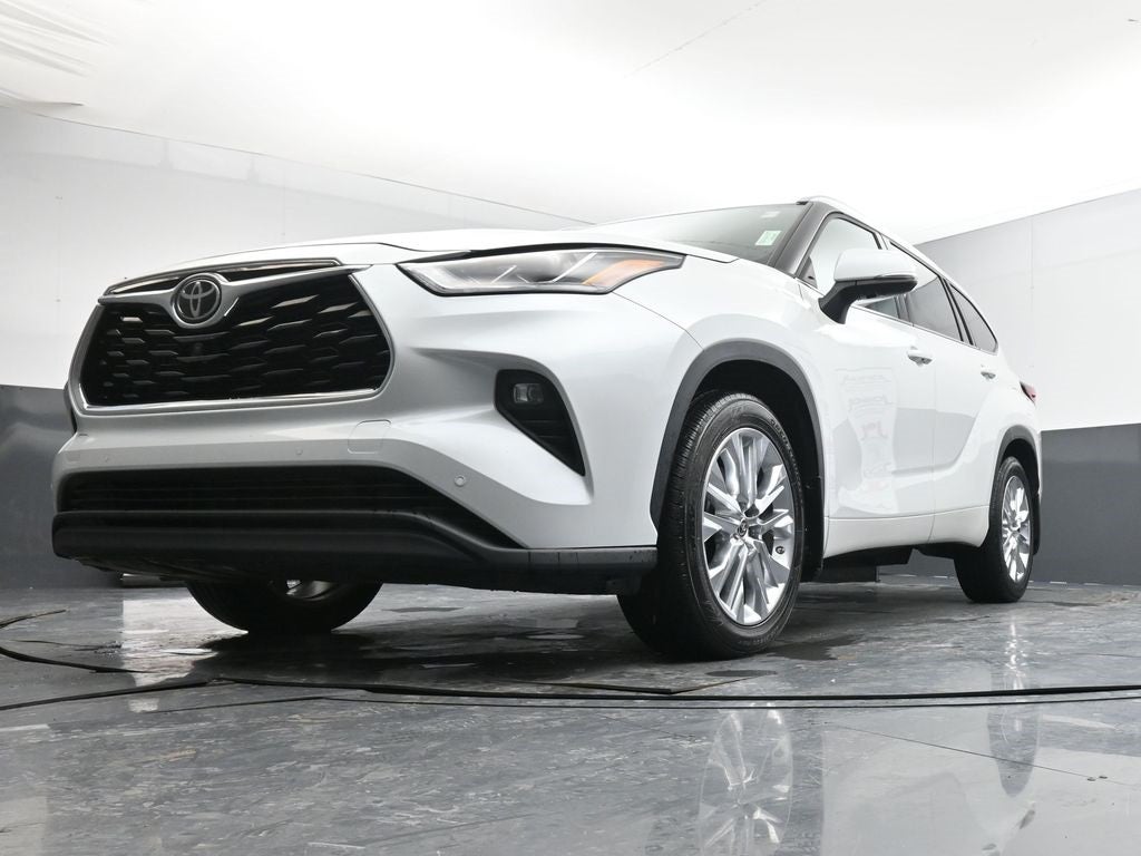 2022 Toyota Highlander Limited