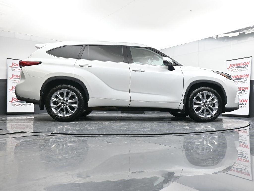 2022 Toyota Highlander Limited