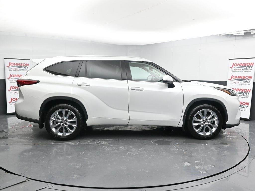 2022 Toyota Highlander Limited