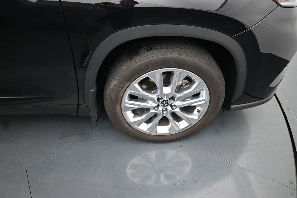 2022 Toyota Highlander Limited