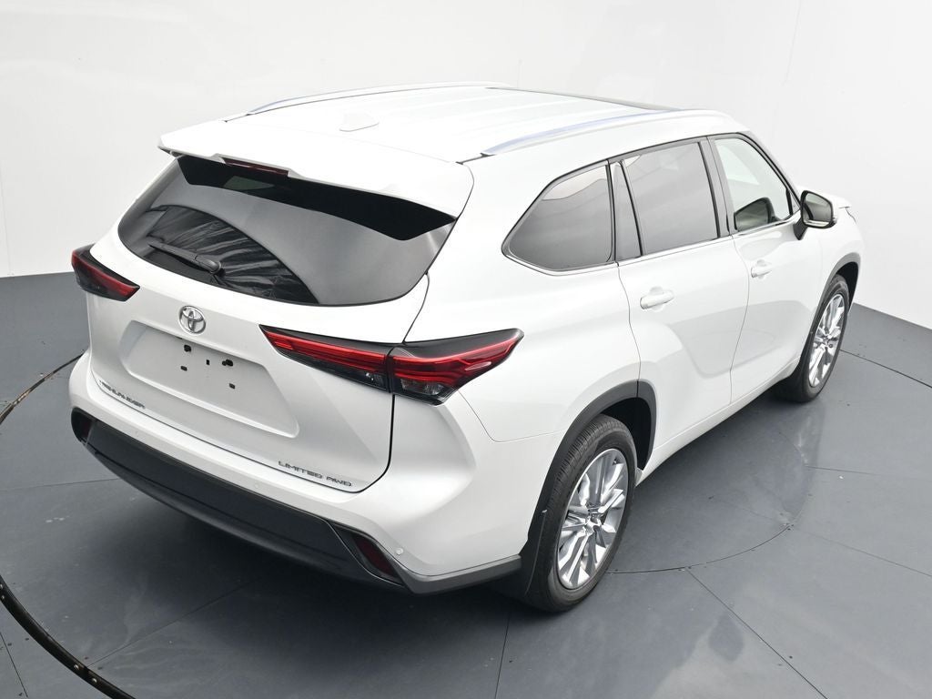 2022 Toyota Highlander Limited
