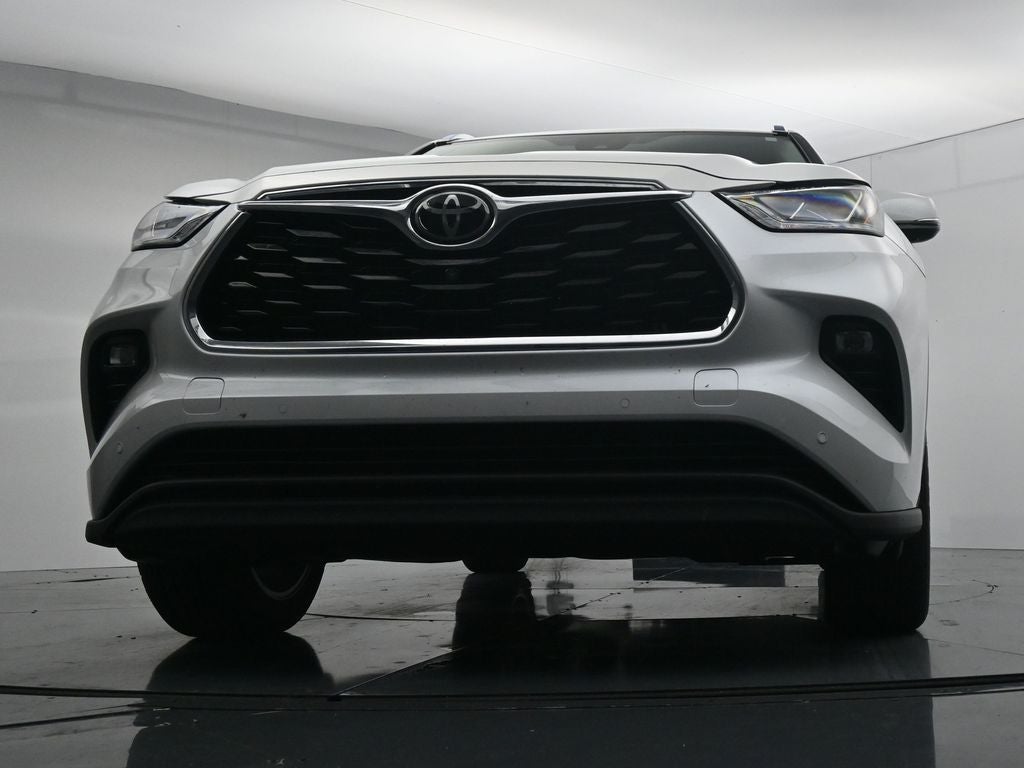 2022 Toyota Highlander Limited