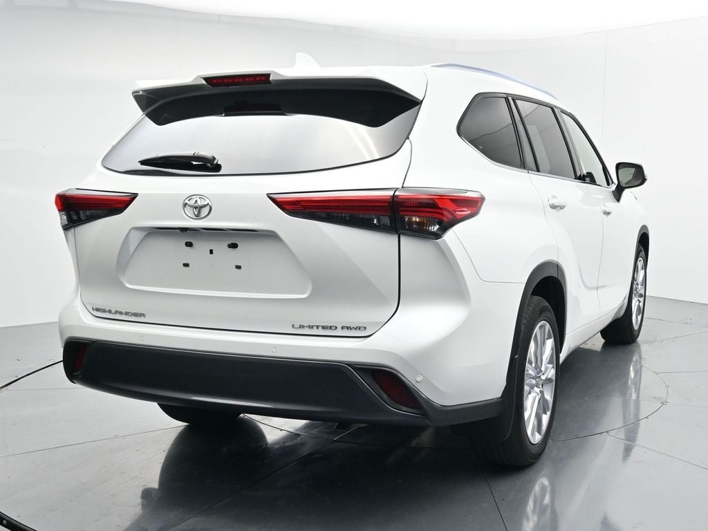 2022 Toyota Highlander Limited