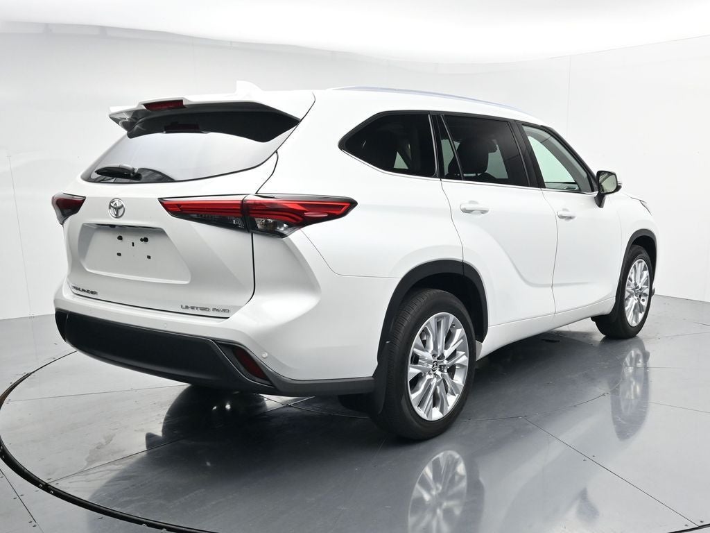 2022 Toyota Highlander Limited