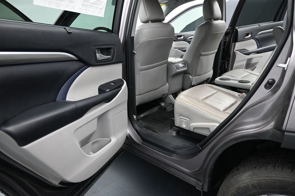 2019 Toyota Highlander Limited Platinum