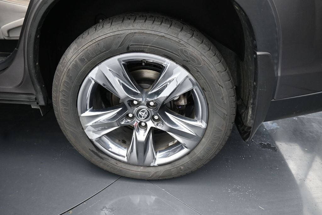 2019 Toyota Highlander Limited Platinum