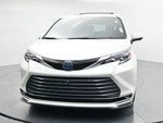 2025 Toyota Sienna Platinum 7 Passenger