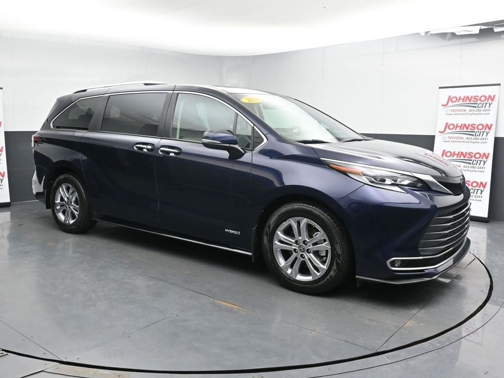 2021 Toyota Sienna Platinum 7 Passenger