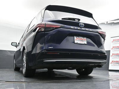 2021 Toyota Sienna Platinum 7 Passenger