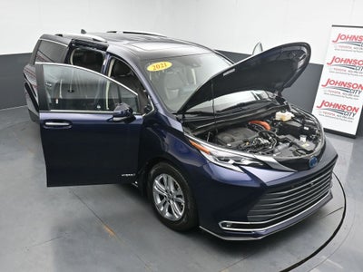 2021 Toyota Sienna Platinum 7 Passenger