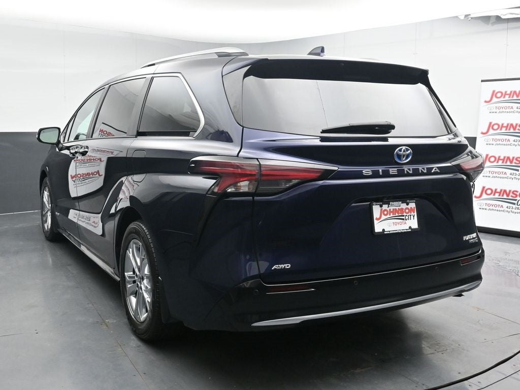 2021 Toyota Sienna Platinum 7 Passenger
