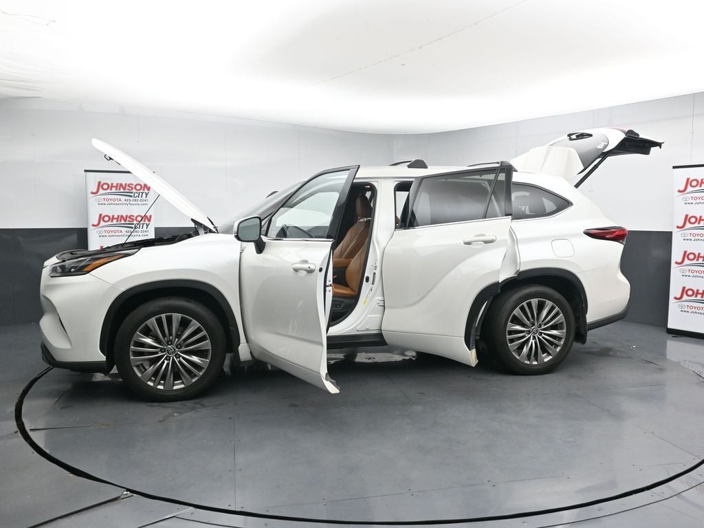 2021 Toyota Highlander Platinum