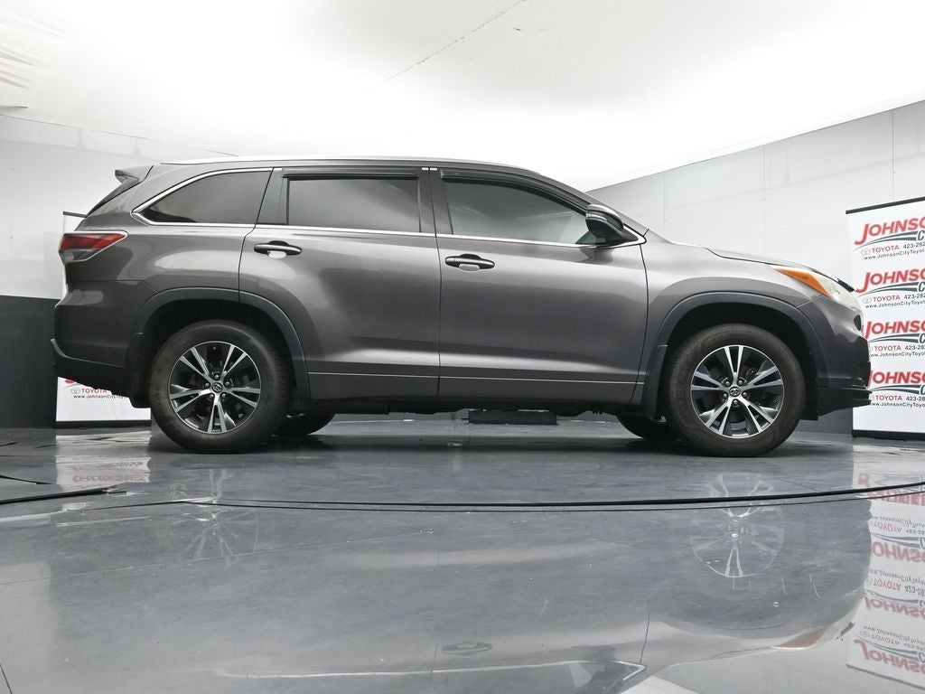 2016 Toyota Highlander XLE V6
