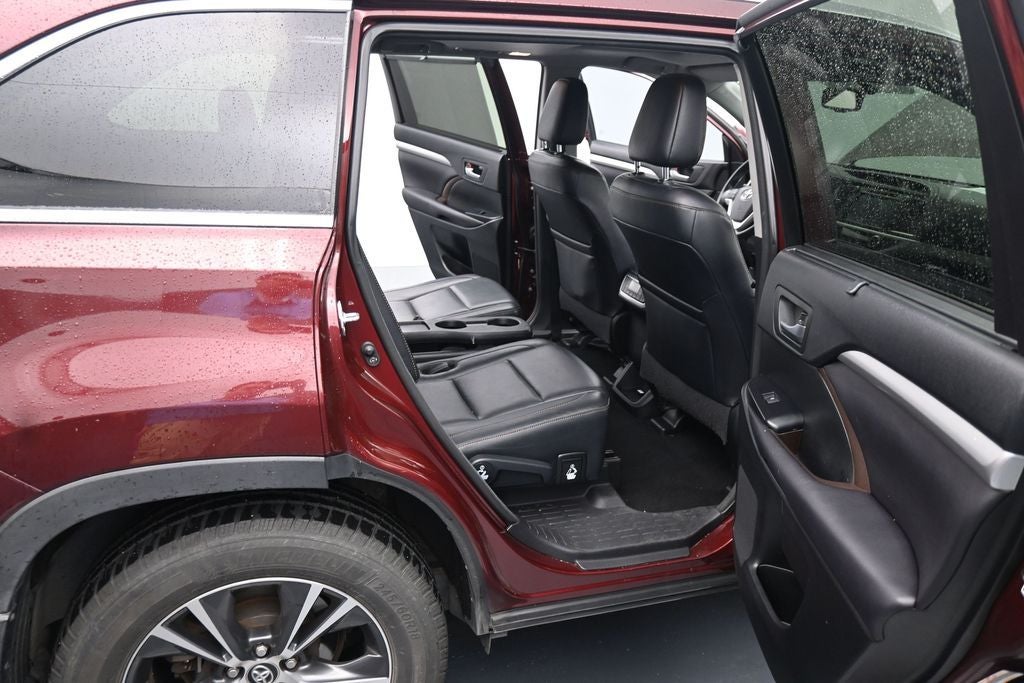 2016 Toyota Highlander XLE V6