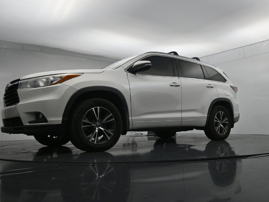 2016 Toyota Highlander XLE V6