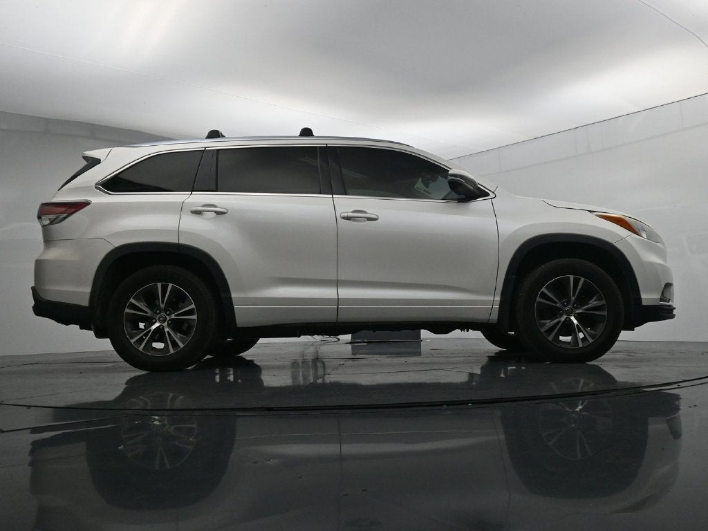 2016 Toyota Highlander XLE V6