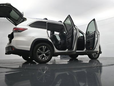 2016 Toyota Highlander XLE V6