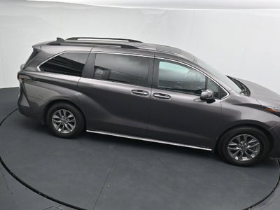 2023 Toyota Sienna XLE 7 Passenger
