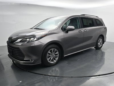 2023 Toyota Sienna XLE 7 Passenger