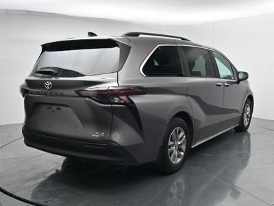2023 Toyota Sienna XLE 7 Passenger